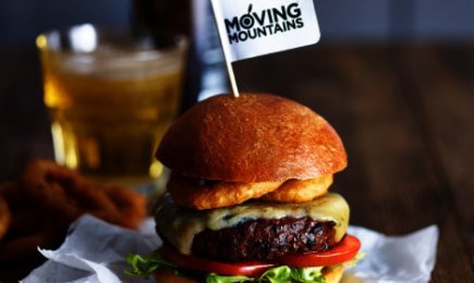 Burger végétal colis (170Gx18) Moving Mountains | Grossiste alimentaire | Dupasquier